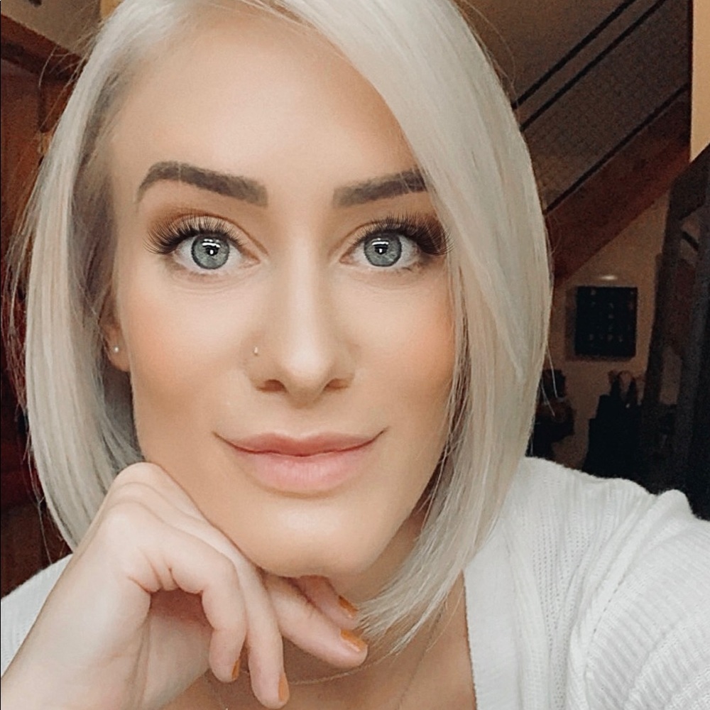 Meet your Posher, Jessica